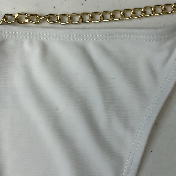 NWT Betty Jade high waisted sz Large white with gold chain at hips swimwear - Picture 9 of 9